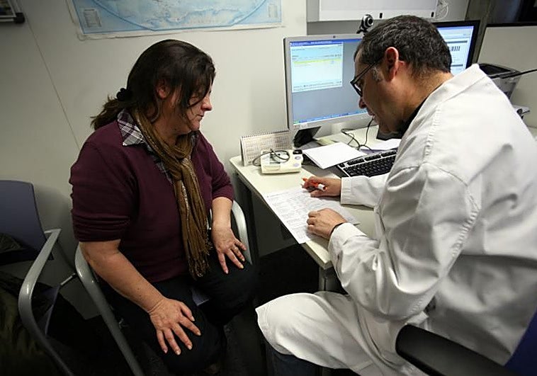 Los españoles esperan de media casi 10 días para ser atendidos por su médico de cabecera
