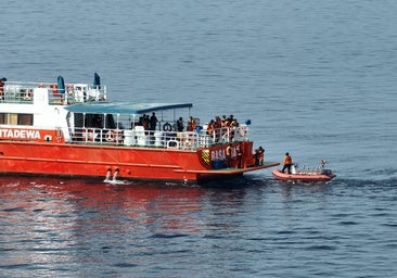 Búsqueda y rescate tras naufragio en Indonesia
