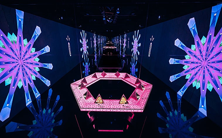 Imagen principal - Algunos de los platos y las proyecciones del menú 2023