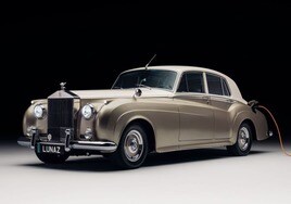 El emblemático Rolls-Royce de Sofía Loren ahora convertido en eléctrico