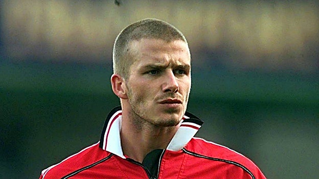 En el año 2000 David Beckham se rapó el pelo por primera vez.