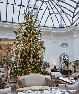 Imagen secundaria 2 - El Ritz cuenta con una amplia propuesta de planes para estos días 