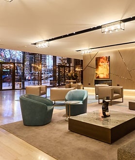 Imagen secundaria 2 - El hotel VP Plaza España cuenta con una ubicación privilegiada para disfrutar del ambiente navideño de Madrid