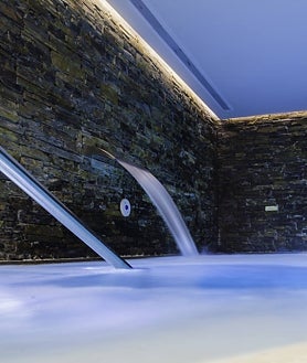 Imagen secundaria 2 - El Lodge ofrece todo lo necesario para que los amantes del esquí disfruten de una escapada de ensueño. Los servicios de restauración y el spa completan los servicios para hacer la estancia aún más agradable. 