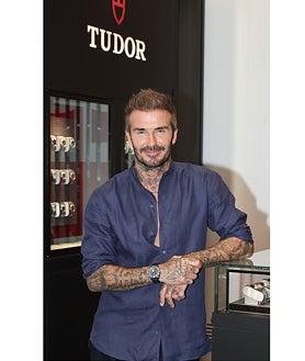Imagen secundaria 2 - Beckham inauguró en Barcelona la primera boutique monomarca de Tudor en España
