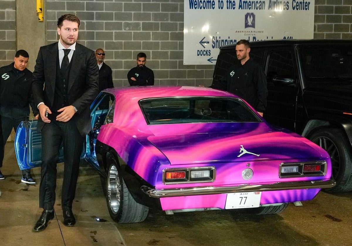 Luka Doncic con el Chevy Camaro del 68 tuneado