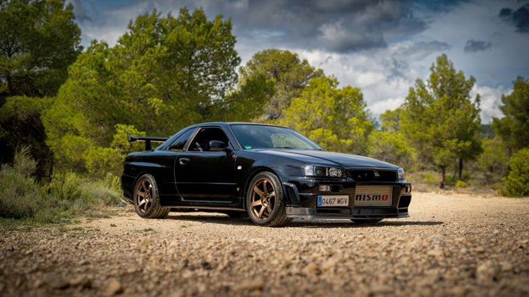 Nissan Skyline GT-R R34