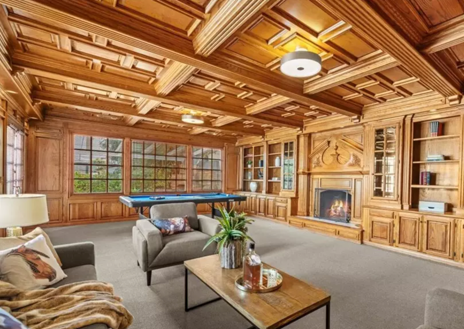 Secondary image 1 - One of the rooms, entertainment room and outdoor dining room
