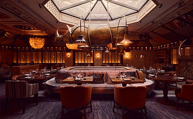 Imagen principal - Cócteles en SLVJ en Bless Hotel Madrid