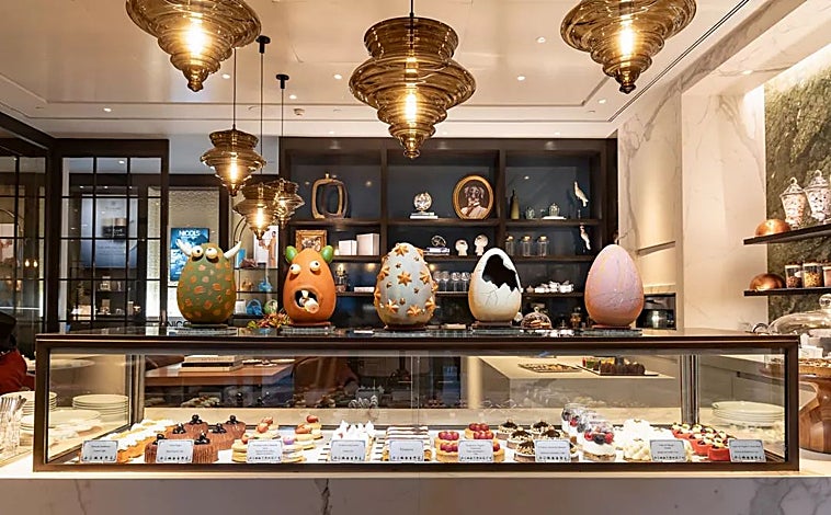 Imagen principal - Merienda y búsqueda de huevos de Pascua