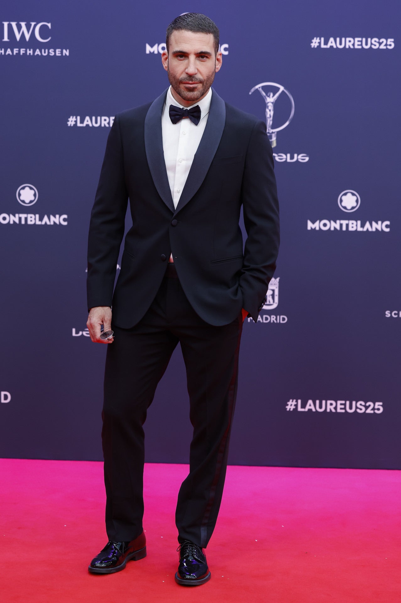 El actor Miguel Ángel Silvestre tampoco se ha perdido la alfombra roja de los premios Laureus. 