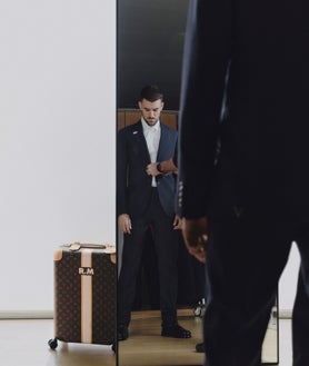 Immagine secondaria 2 - Dettagli dei nuovi outfit e accessori Louis Vuitton per il Real Madrid