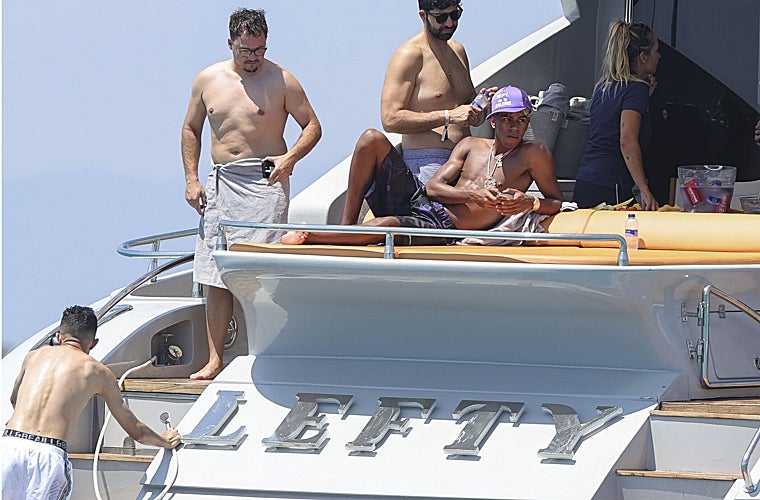 Lamine Yamal en el yate Lefty en Ibiza.