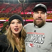 El anillo de compromiso de Taylor Swift: minimalista, vintage y con un precio superior al millón de dólares