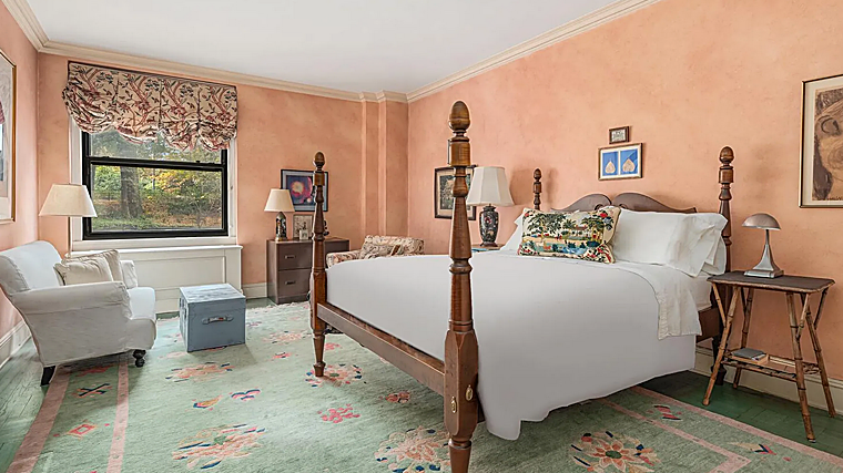 La vivienda dispone de dos dormitorios de buen tamaño, un baño completo y un aseo