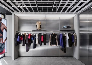 Así es la primera tienda de On en Madrid, la marca de zapatillas de Roger Federer que arrasa en el mundo