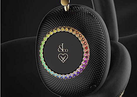 Imagen secundaria 1 - Detalles del modelo Noir Rainboy de Loewe en colaboración con Jacob & Co. (99.000 euros)