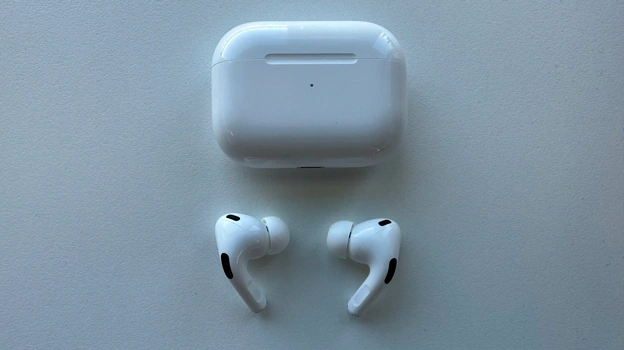Airpods Pro: qué trae de nuevo la versión 2022 de los auriculares de Apple  - LA NACION