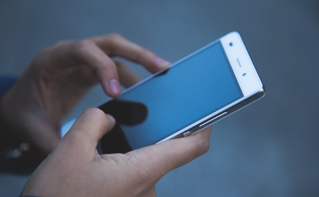 ¿Has recibido una doble llamada de «tu banco»?: cuidado porque podrías ser víctima de una estafa