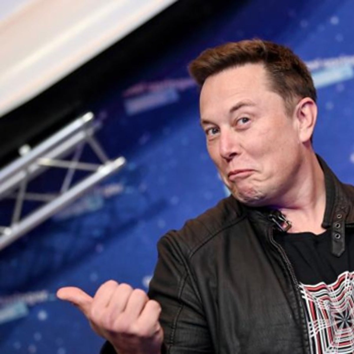 Revolución en Twitter: Elon Musk quiere cobrar a las cuentas verificadas