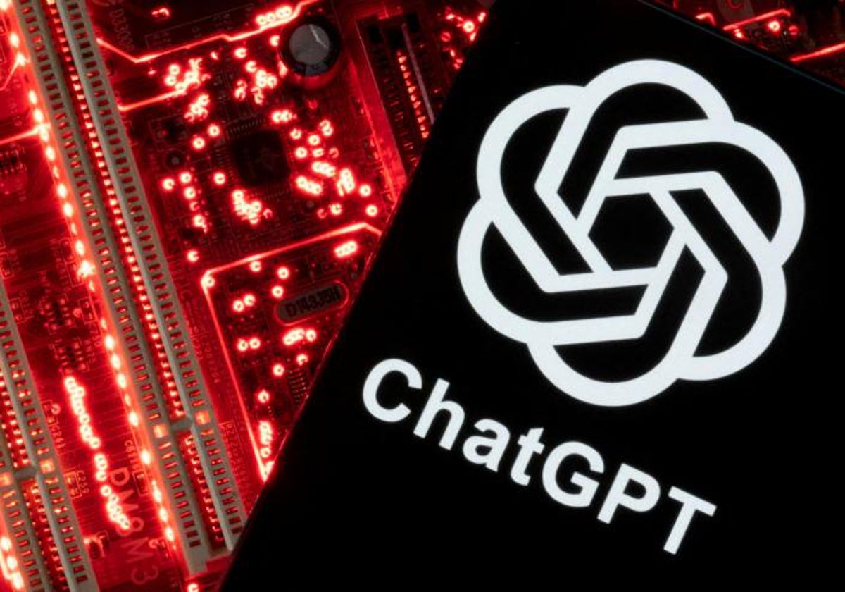 Cómo evitar que OpenAI utilice los datos privados que metes en ChatGPT para mejorar su IA