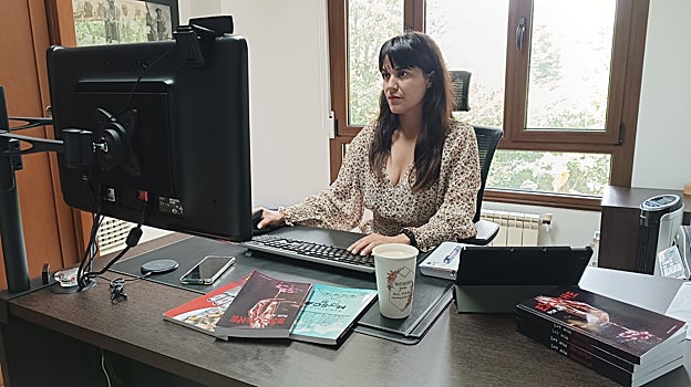 Jessica Gutiérrez ha escrito dos libros con IA y ahora se dedica a impartir formación en una empresa