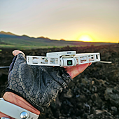 Probamos el HoverAir X1: un dron que te cabe en la palma de la mano y que cualquiera puede usar