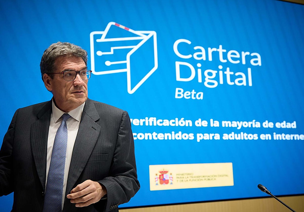 El ministro de Transformación Digital, José Luis Escrivá, durante la presentación de la 'app'