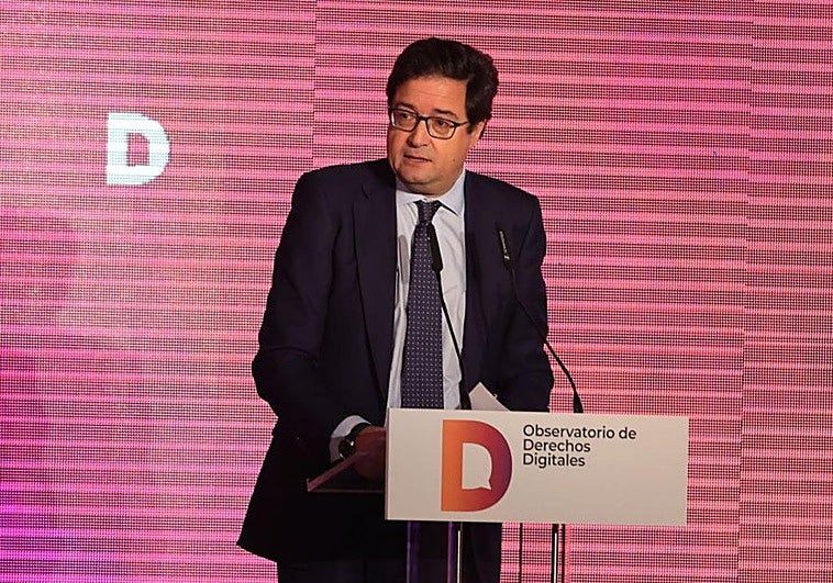 Óscar López lanzará este mes una orden ministerial para combatir las estafas telefónicas 1 oscar ktOC U70219831941K7B