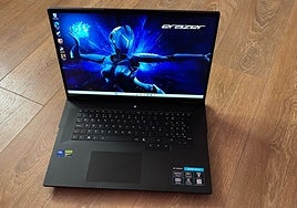 Probamos el Erazer Beast 18 X1: un ordenador de sobremesa con piel de portátil gaming