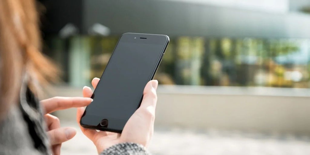 El truco definitivo para acabar con el 'spam' y las estafas telefónicas en Android y iPhone