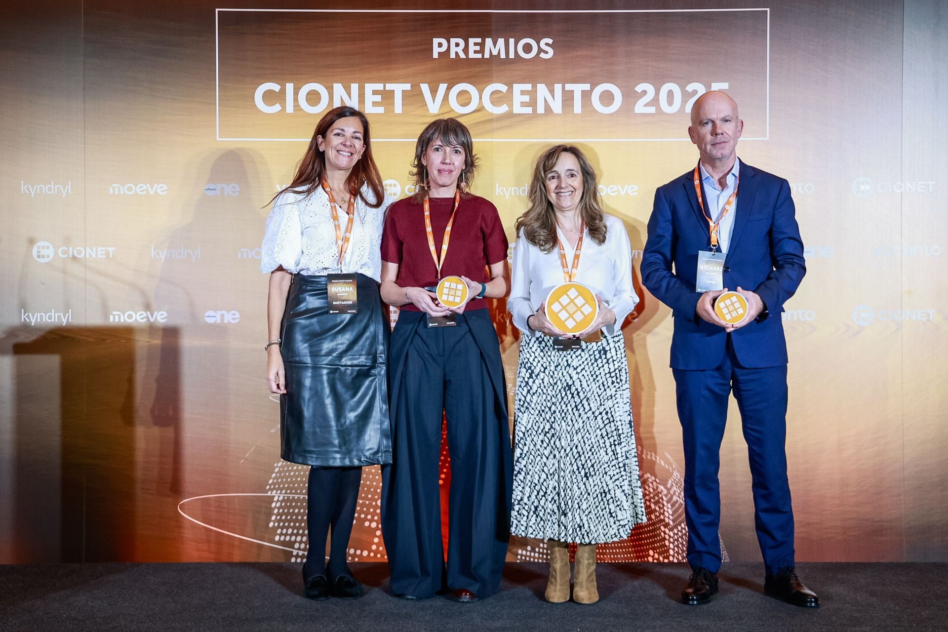 Finalistas y premiados
