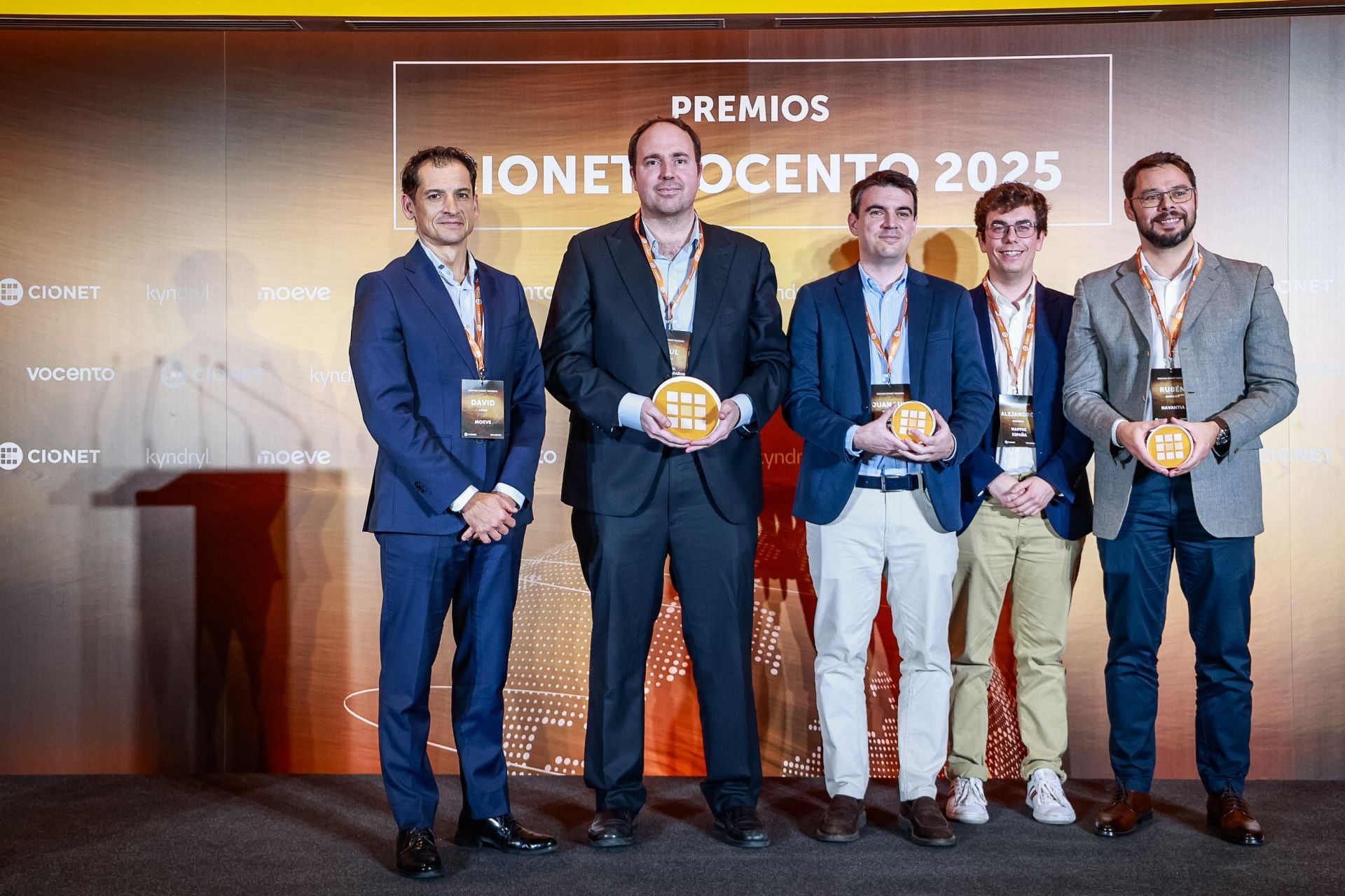 Finalistas y premiados