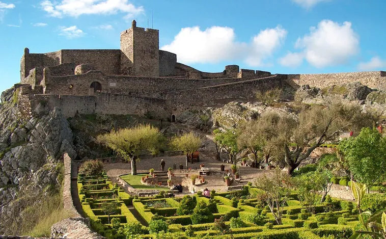Diez castillos medievales para disfrutar de la historia al otro lado de la frontera