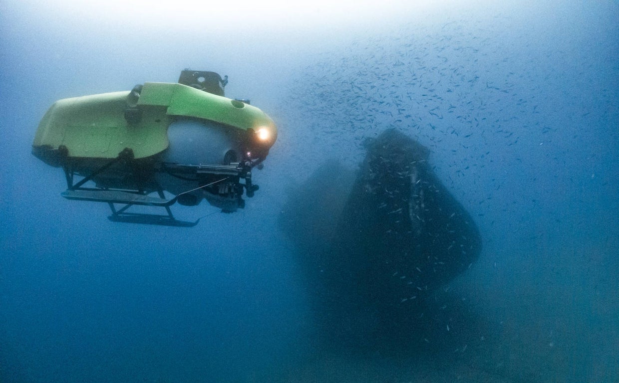 Submarino Pisces VI en una de sus exploraciones