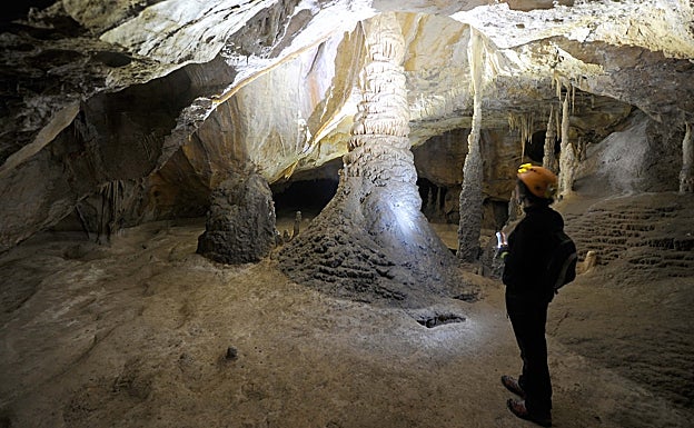 Cueva Palomera
