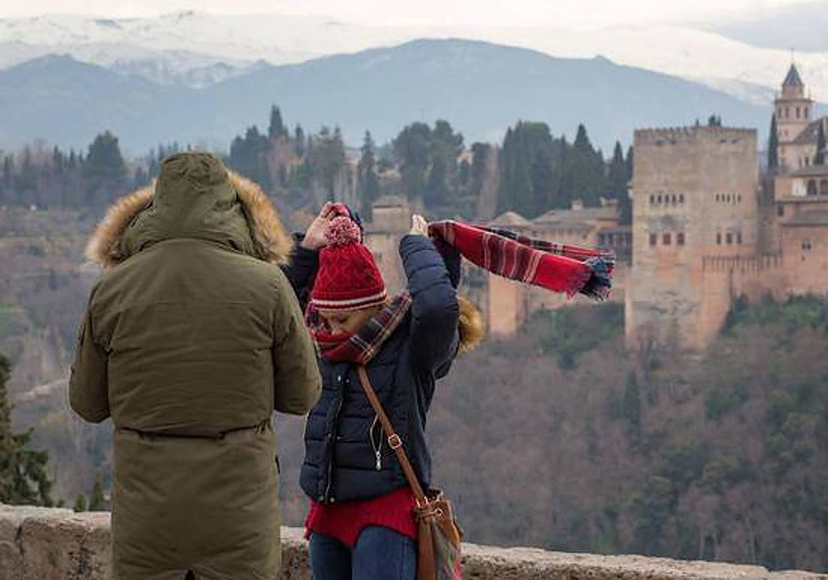 Los meses de invierno son uno de los que más encanto tienen en la ciudad de la Alhambra