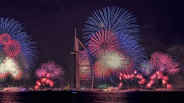 Feier vum Año Nuevo zu Dubai