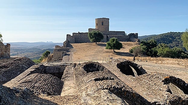 Conjunto Arqueológico y Castillo de Jimena de la Frontera