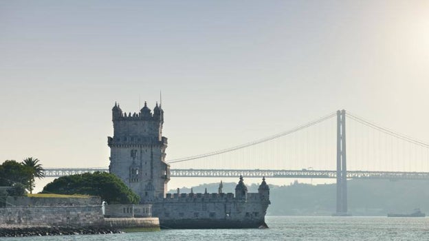 Las mejores ofertas para volar en Semana Santa desde el aeropuerto de Sevilla