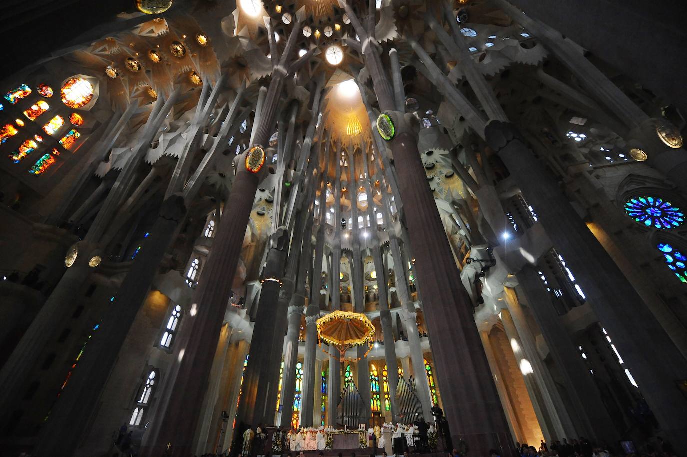 En la posición número 6 del top 50 está la Sagrada Familia, en Barcelona, con 200.309 reseñas en Google.