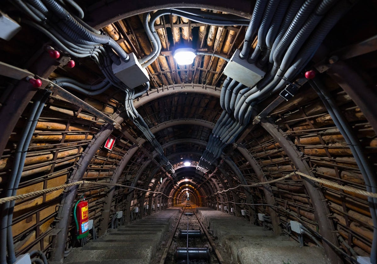 Galería de acceso a la mina de Escucha, Teruel