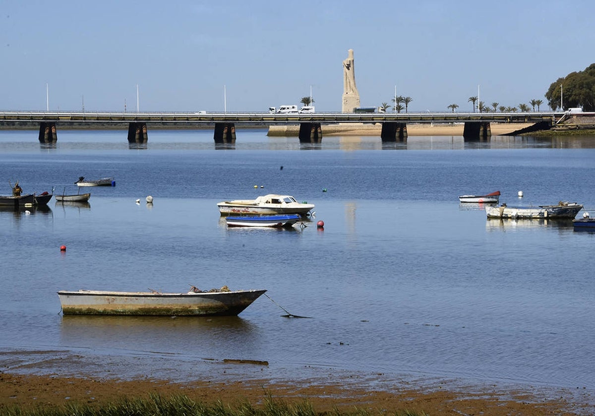 Monumento a Colón en la Punta del Sebo