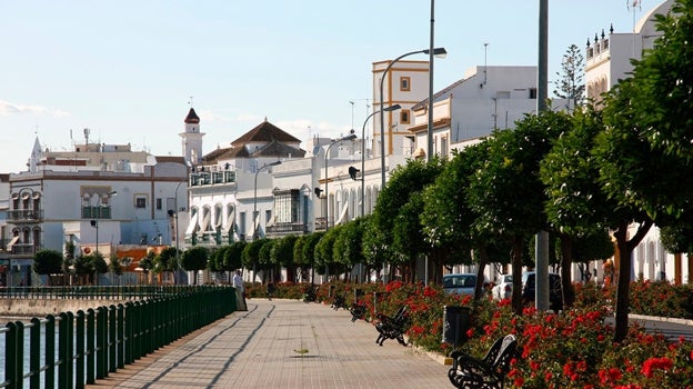 Pasear por el casco urbano de Ayamonte es un auténtico placer para el viajero más curioso