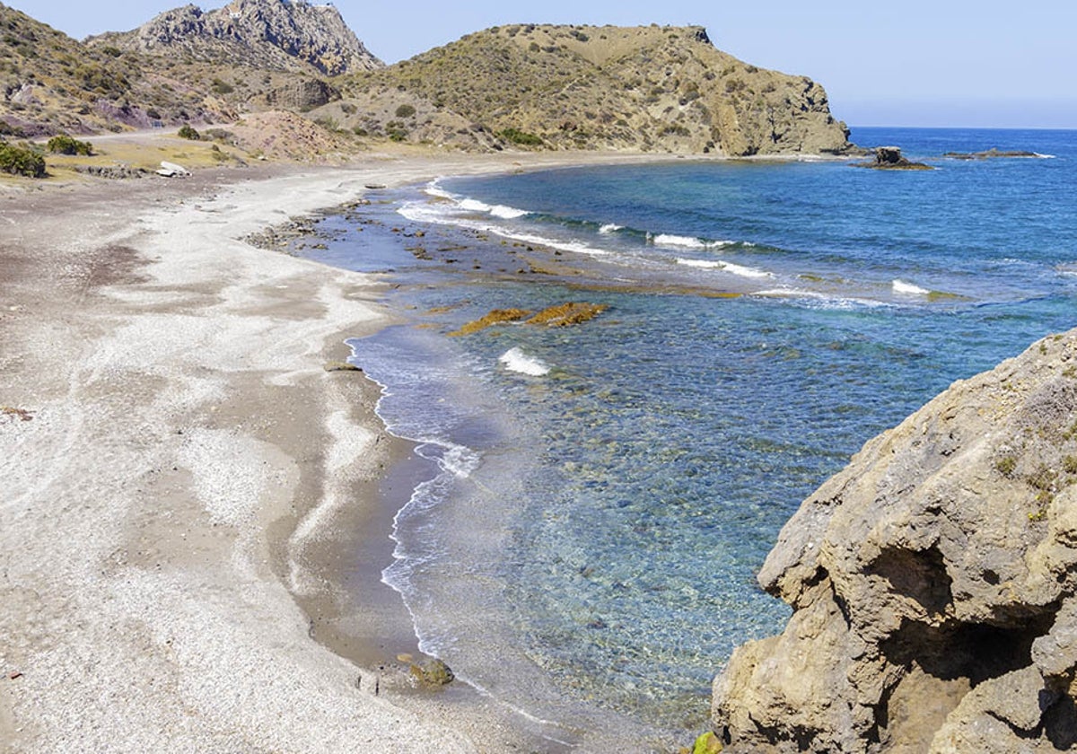 La playa del Sombrerico en Mojácar.