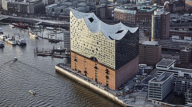 Málaga te conecta con el mundo: encuentra vuelos baratos y flexibles desde la Costa del Sol