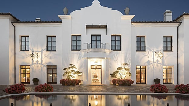 Fachada principal de Finca Cortesín, en la Costa del Sol