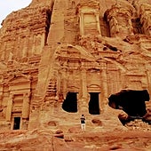 Petra por la puerta de atrás: 14 km hasta el Tesoro en una espectacular ruta de senderismo e historia
