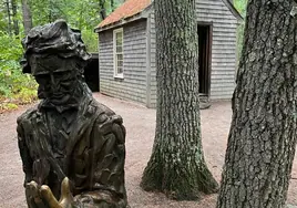Tras los pasos de Thoreau, el filósofo libertario que predicó una vida sublime en el lago Walden