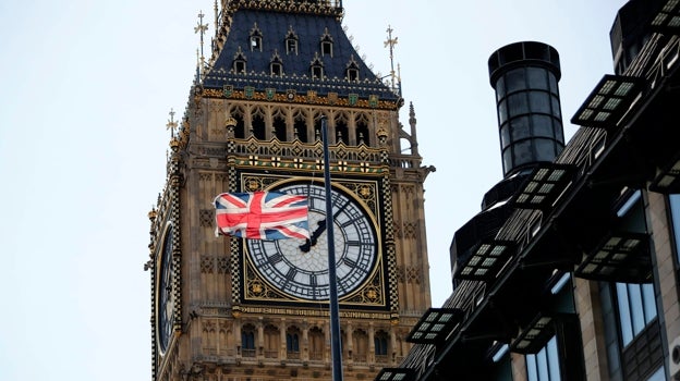 Imagen cercana del reloj del Big Ben de Londres